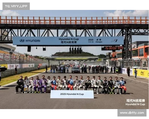 巴林赛事(巴林二零二四一级方程式大奖赛激情揭幕全球顶尖车手竞逐荣耀桂冠) 巴林赛事(巴林二零二四一级方程式大奖赛激情揭幕全球顶尖车手竞逐荣耀桂冠)